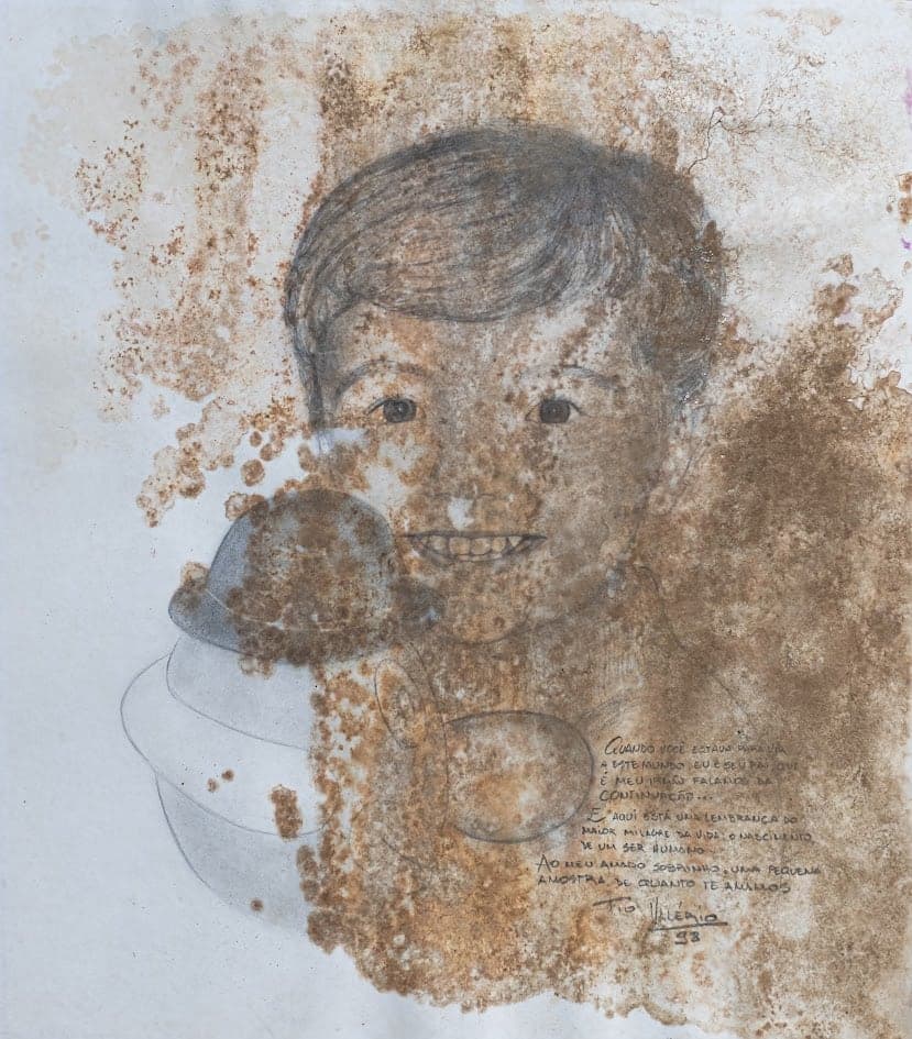 Recuperação de desenho danificado por água — antes